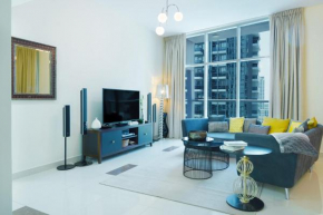Maison Privee - Beautiful Chic Apt w Full Marina Views Next to the Beach